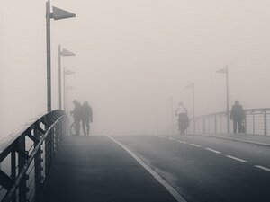 Street Photography Unscripted moments from everyday life, framed through light, timing, and a touch of curiosity.